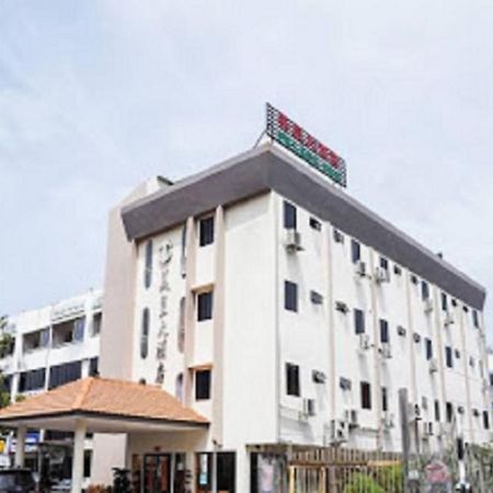 Palace Inn Miri Eksteriør billede