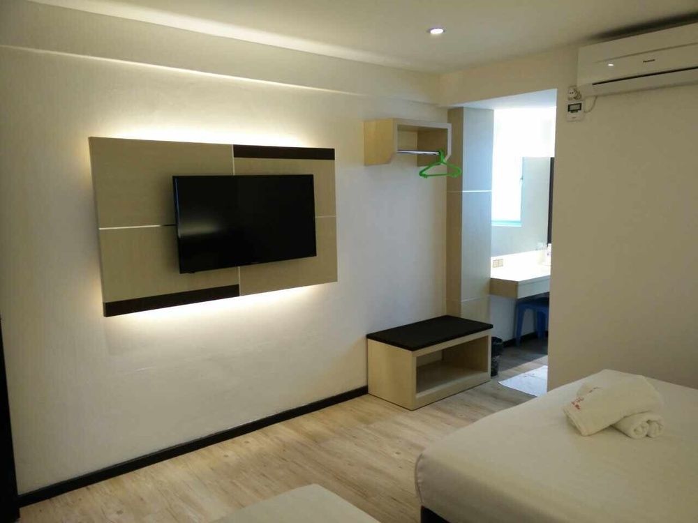 Palace Inn Miri Eksteriør billede
